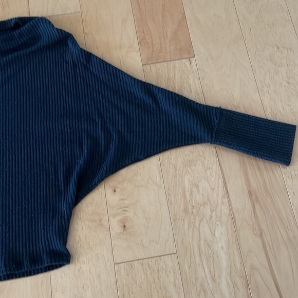 Elan Waffle Top - Picture 2 of 9